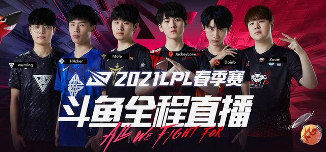 她在面对世 她在面对世